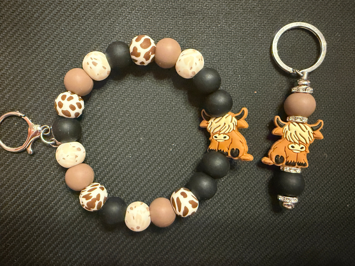 Highland Cow Wristlet Set